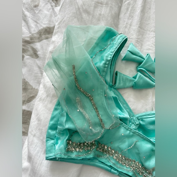 Net saree - Picture 6 of 6